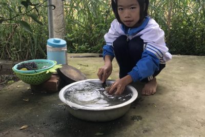 “TIẾP THÊM ĐỘNG LỰC CHO HỌC SINH CÓ HOÀN CẢNH KHÓ KHĂN”